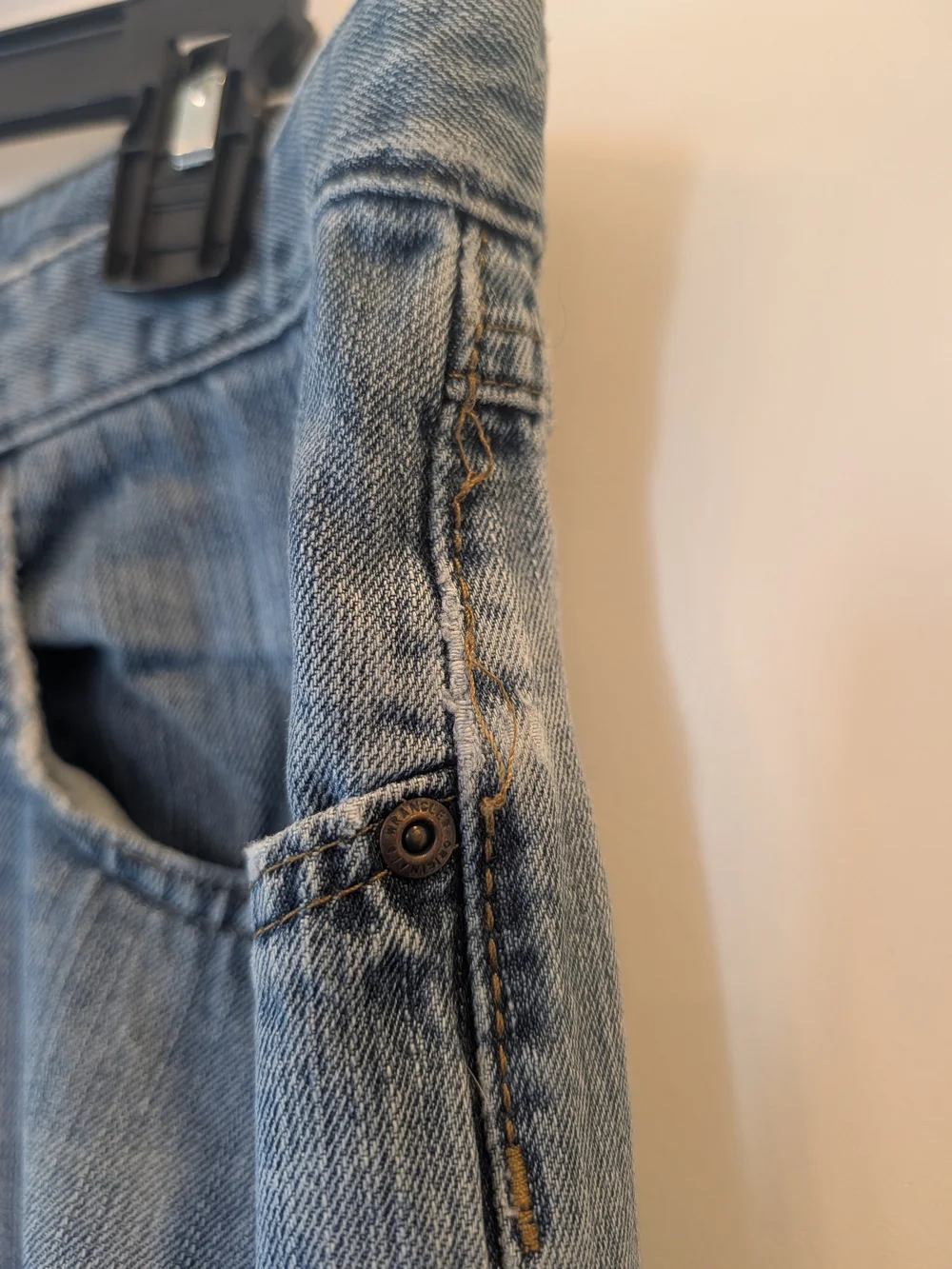 Wrangler Light Blue Relaxed Bootcut Men’s Jeans